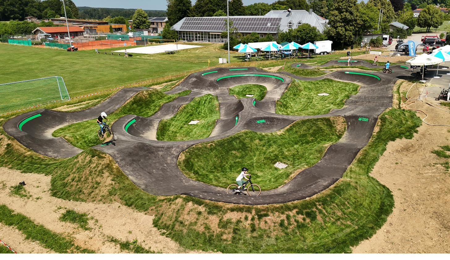 Pumptrack Weyarn — Luftaufnahme